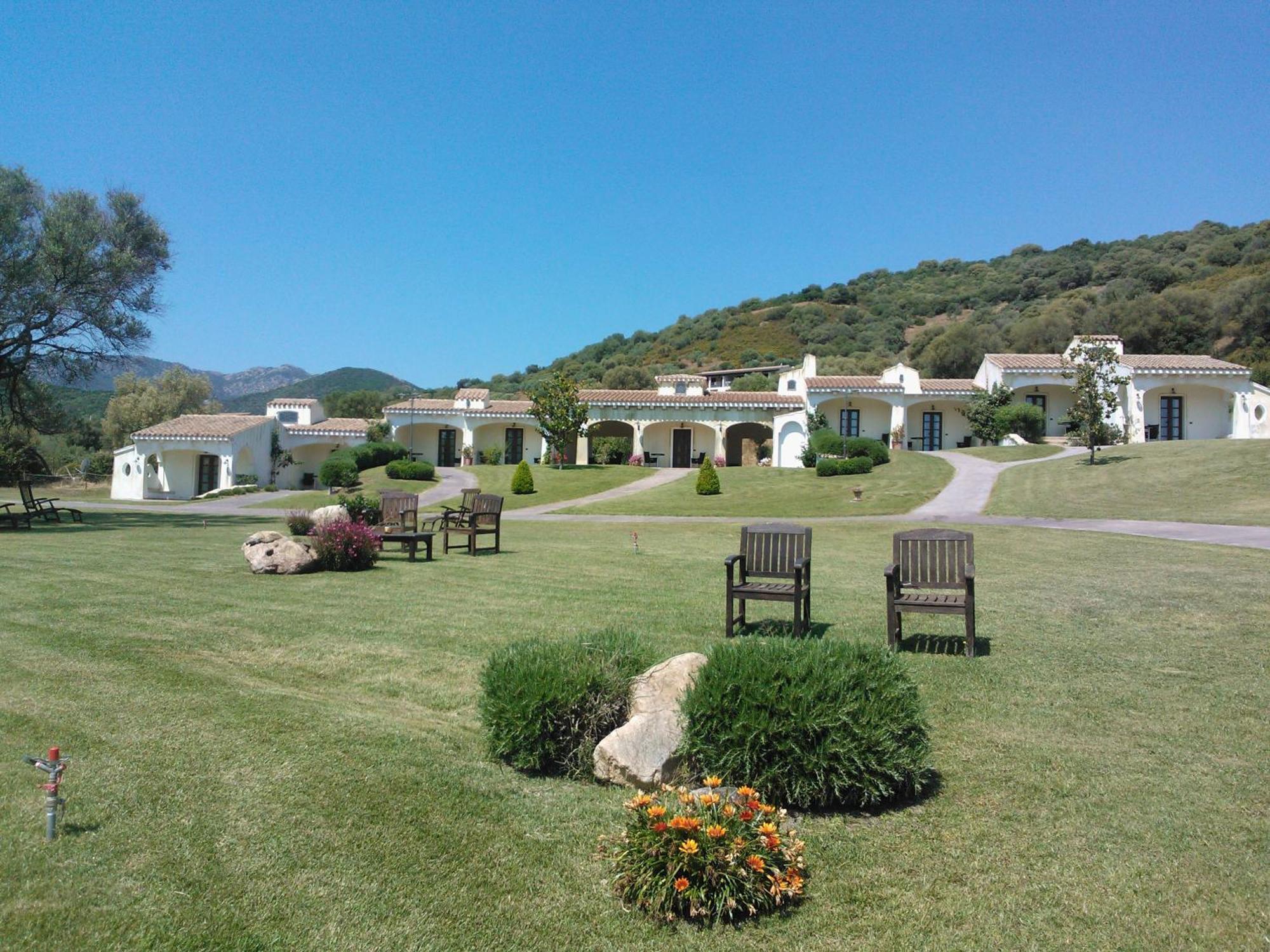 Tenuta Le Terre 1927 Guest House San Teodoro  Bagian luar foto